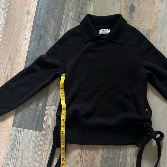 Frame Side Tie Sweater w/ Collar in Black Cashmere Size: Large (L) - Picture 10 of 16